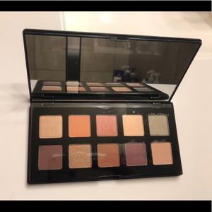 NYX Makeup - BRAND NEW • NYX Eyeshadow Palette NYX Makeup - BRAND NEW • NYX Eyeshadow Palette